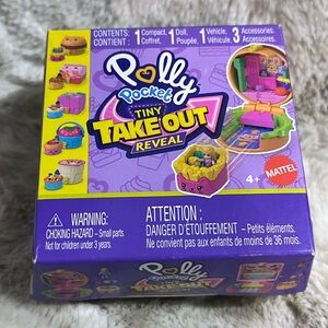 Mattel® Polly Pocket™ Tiny Take Out Reveal